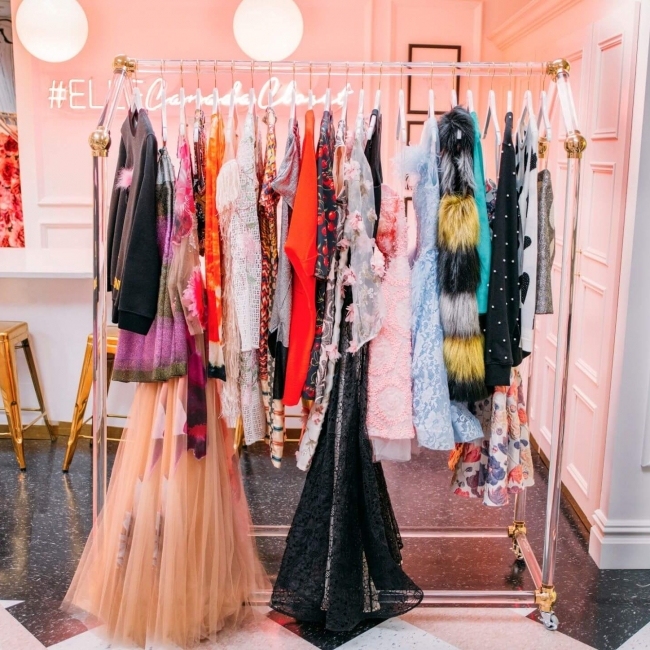How to Become a Fashion Stylist in Dubai and Abu Dhabi and Sharjah How to Become a Fashion Stylist in Dubai and Abu Dhabi and Sharjah